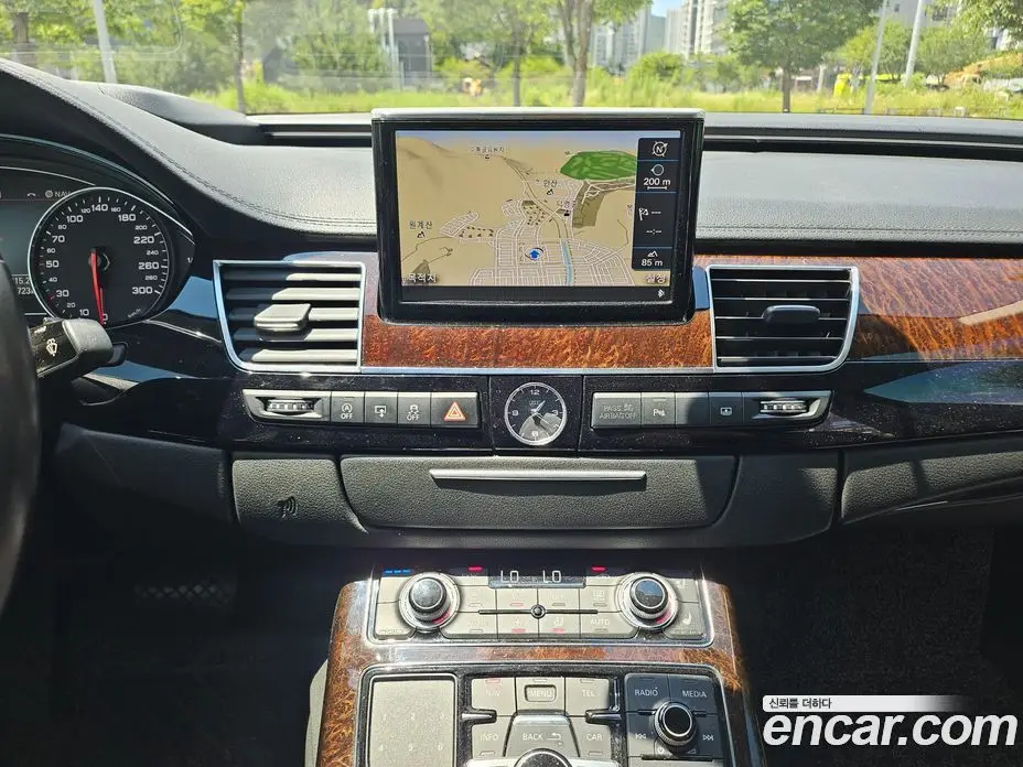 Audi A8 2015 3.0 автомат (гидро), фото 18