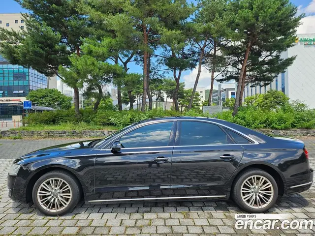 Audi A8 2015 3.0 автомат (гидро), миниатюра 4