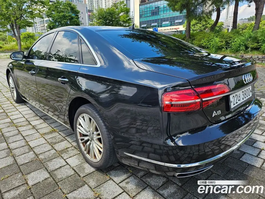 Audi A8 2015 3.0 автомат (гидро), фото 5
