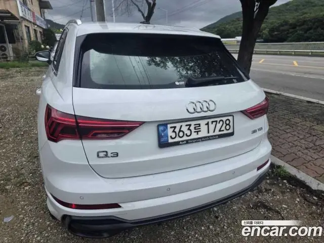 Audi Q3 2022 2.0 автомат (гидро), миниатюра 2