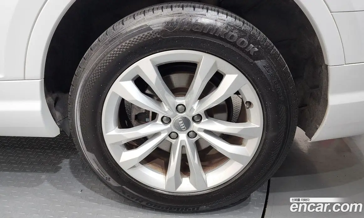 Audi Q7 2019 2.0 автомат (гидро), фото 5