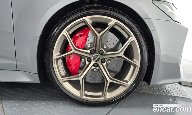 Audi RS6 2025 4.0 автомат (гидро), миниатюра 7