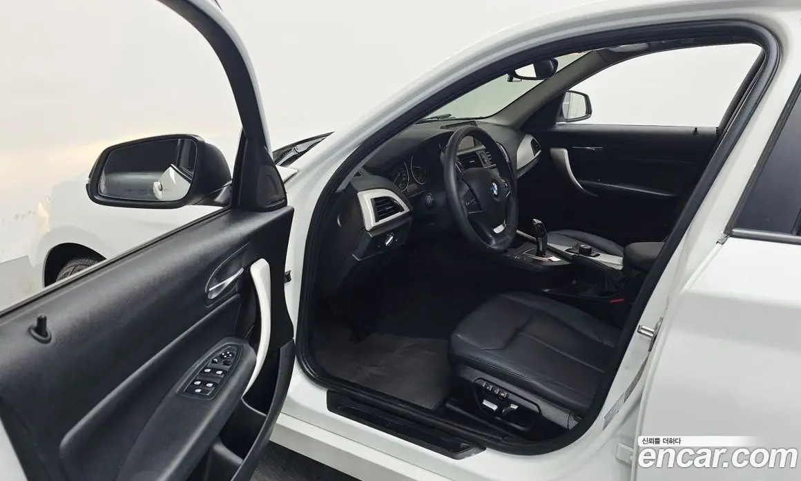 BMW 1 серия 2016 2.0 автомат (гидро), фото 10