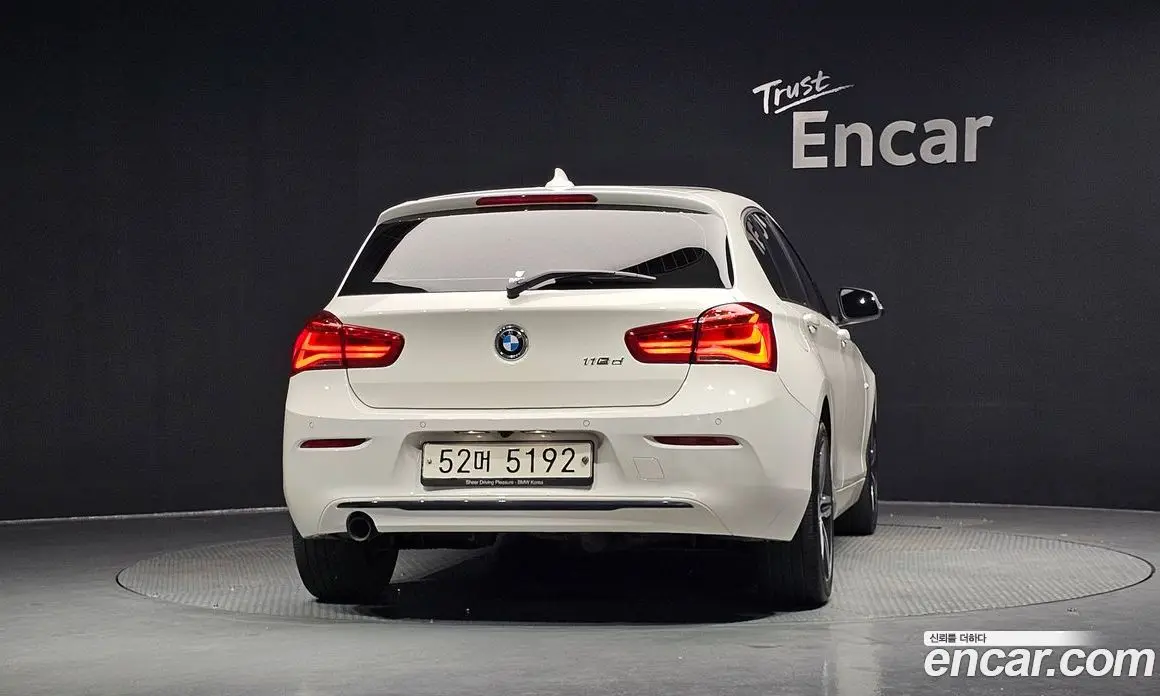 BMW 1 серия 2017 2.0 автомат (гидро), фото 3