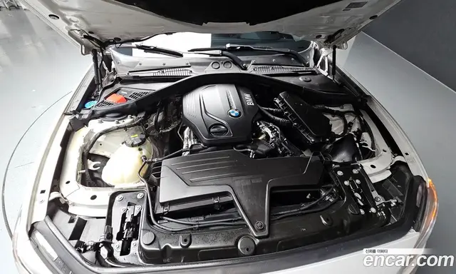 BMW 1 серия 2017 2.0 автомат (гидро), миниатюра 5