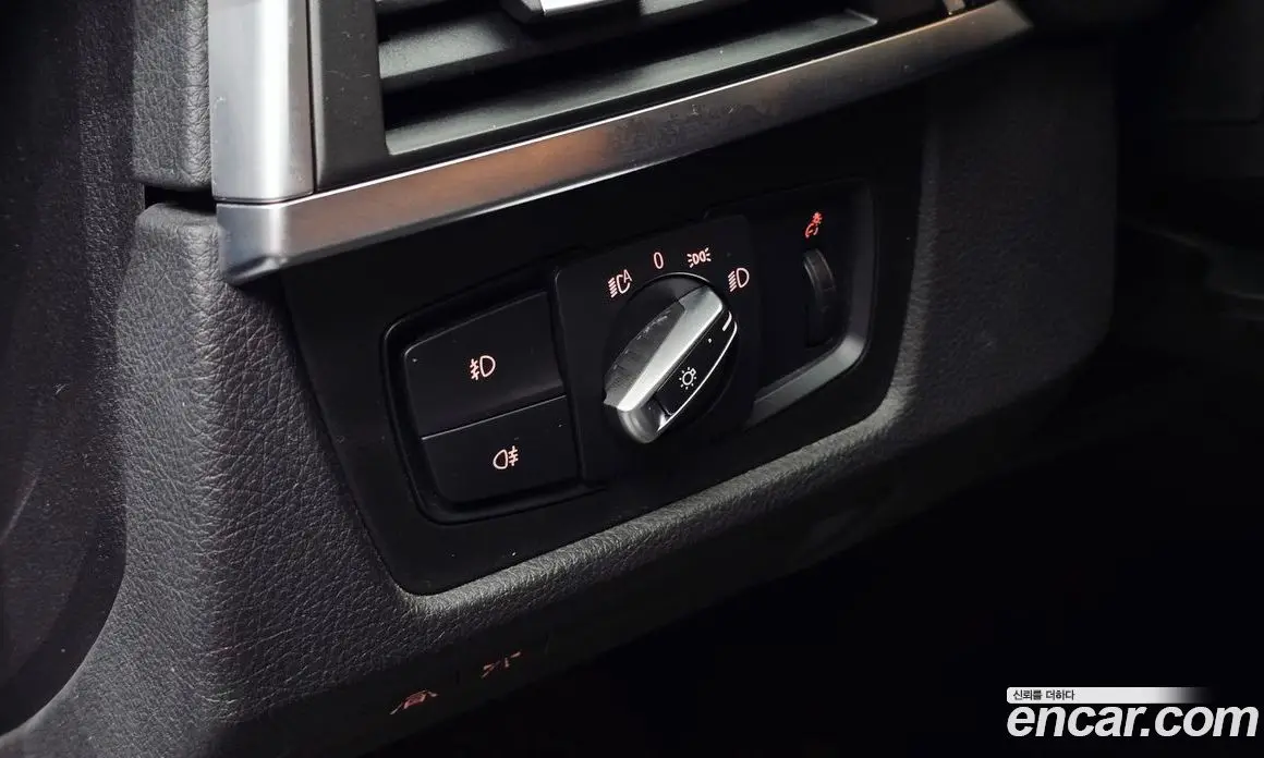 BMW 3 серия 2018 2.0 автомат (гидро), фото 26