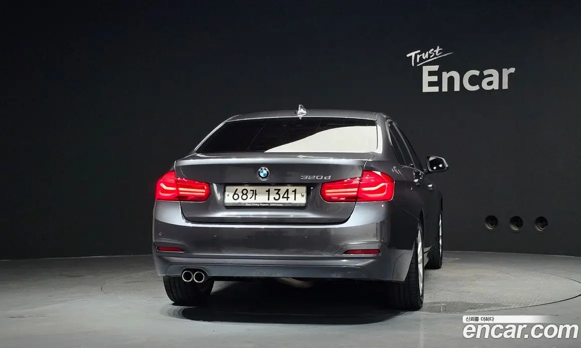 BMW 3 серия 2018 2.0 автомат (гидро), фото 4