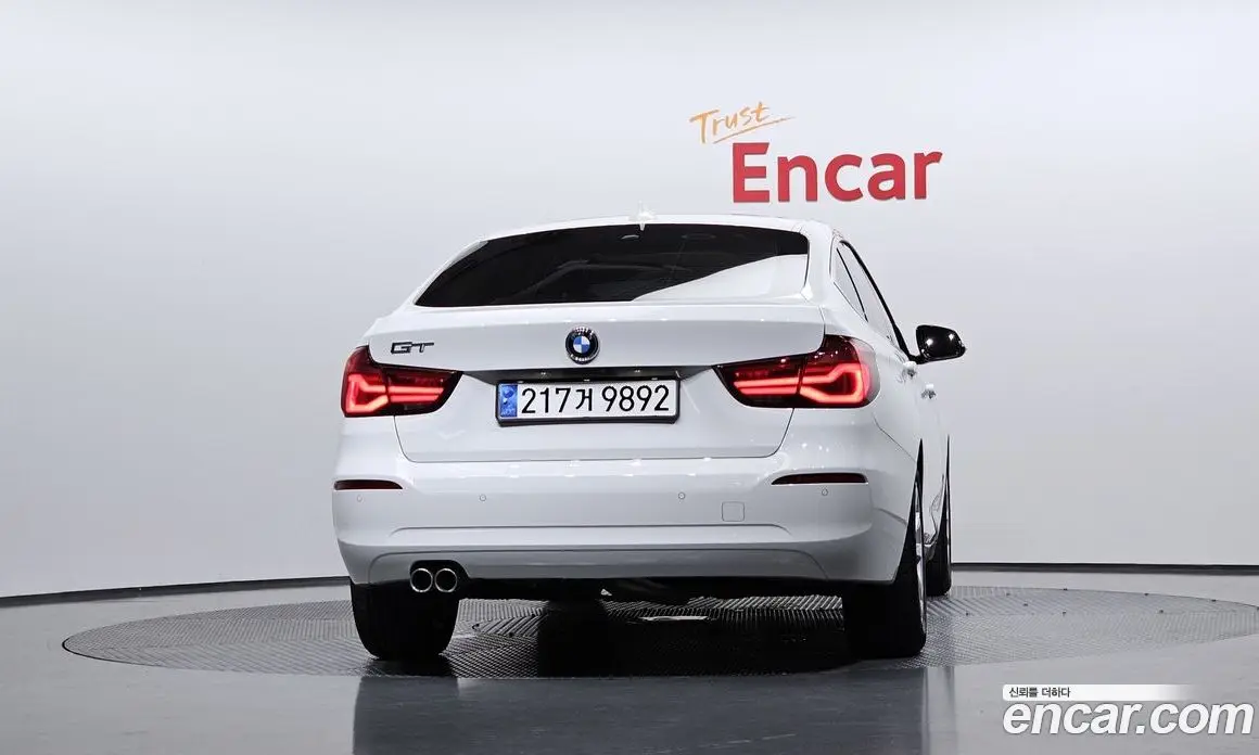 BMW 3 серия 2020 2.0 автомат (гидро), фото 4