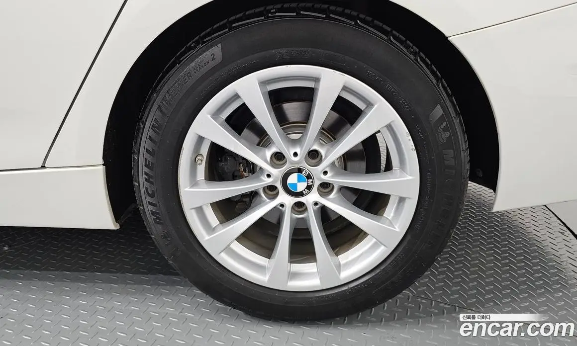BMW 3 серия 2020 2.0 автомат (гидро), фото 7