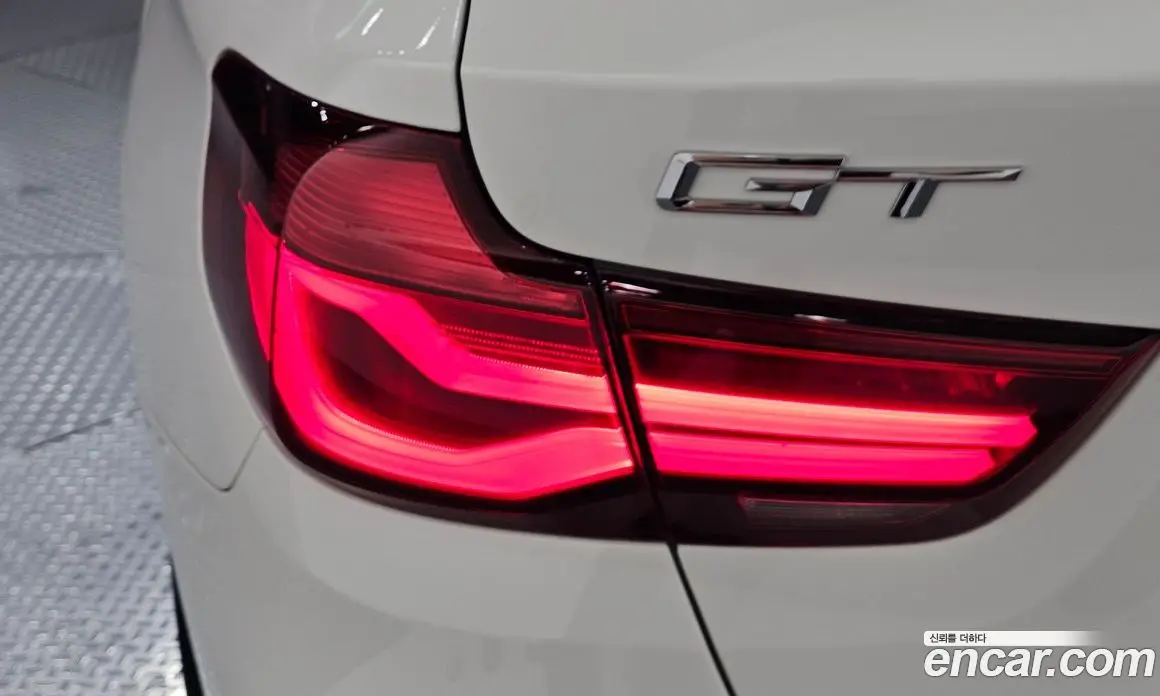 BMW 3 серия 2020 2.0 автомат (гидро), фото 9
