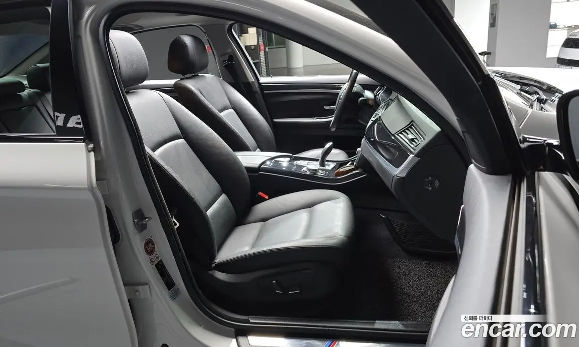BMW 5 серия 2016 2.0 автомат (гидро), фото 12