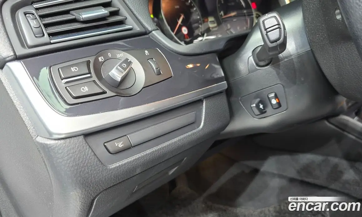 BMW 5 серия 2016 2.0 автомат (гидро), фото 14