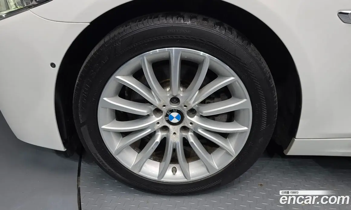 BMW 5 серия 2016 2.0 автомат (гидро), фото 5