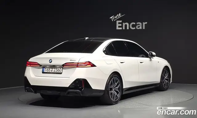 BMW 5 серия 2024 2.0 автомат (гидро), миниатюра 2
