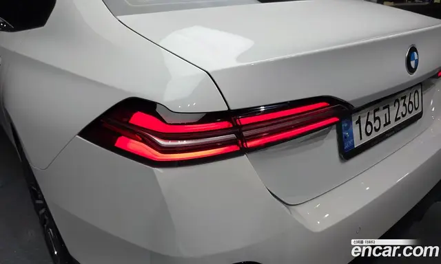 BMW 5 серия 2024 2.0 автомат (гидро), миниатюра 9