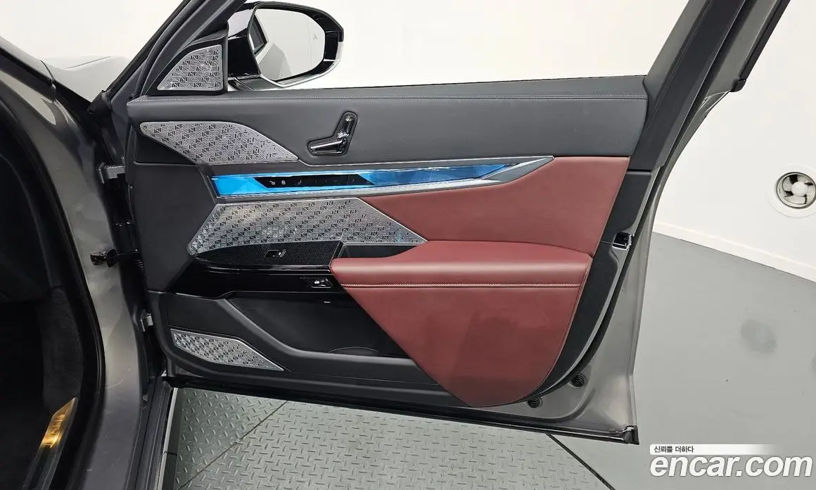 BMW 7 серия 2024 3.0 автомат (гидро), фото 14
