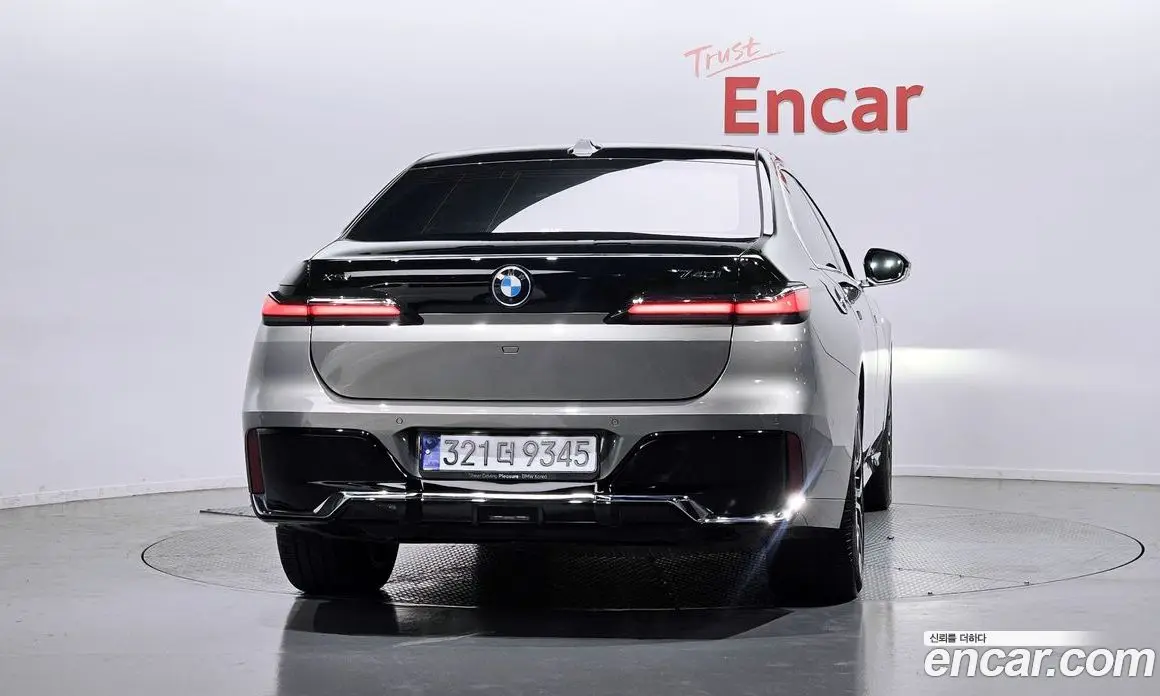 BMW 7 серия 2024 3.0 автомат (гидро), фото 4