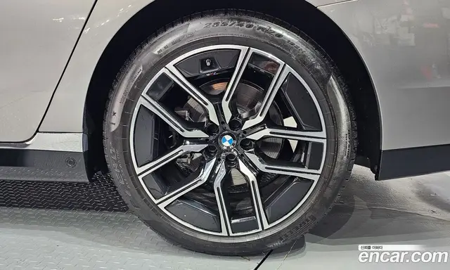 BMW 7 серия 2024 3.0 автомат (гидро), миниатюра 7