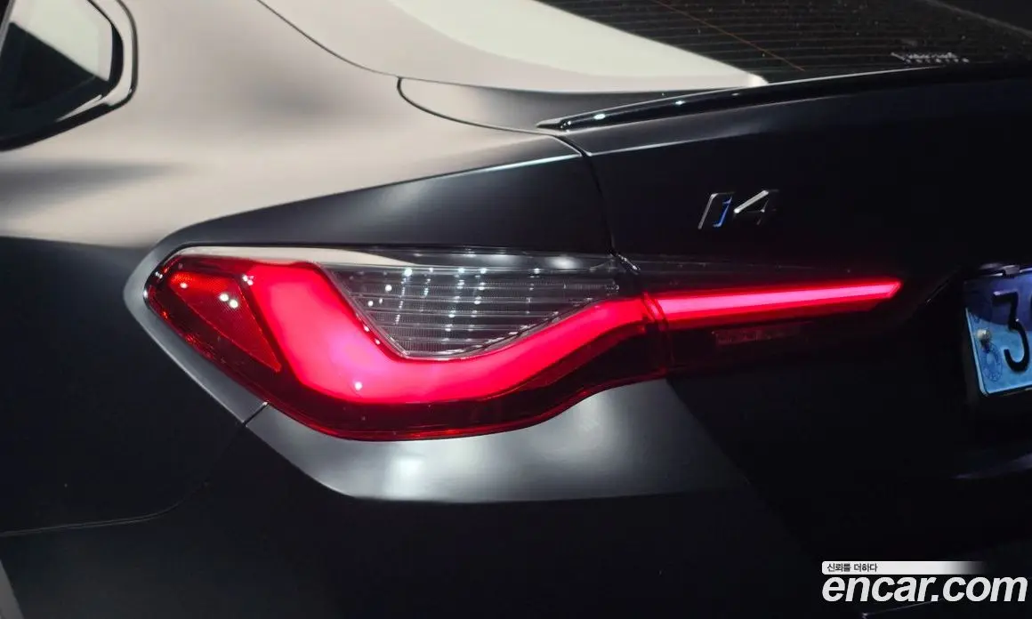 BMW i4 2023 0.2 автомат (гидро), фото 9