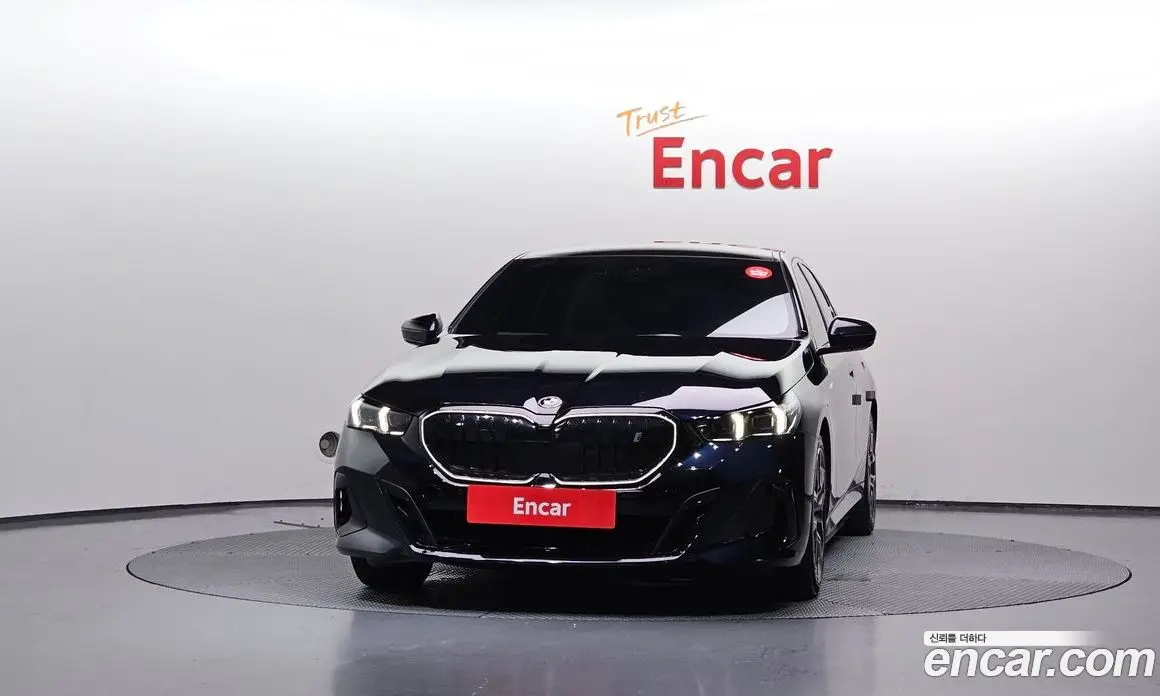 BMW i5 2025 0.2 автомат (гидро), фото 3