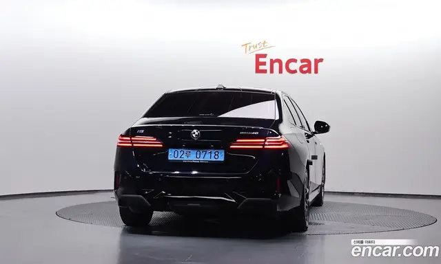 BMW i5 2025 0.2 автомат (гидро), миниатюра 4