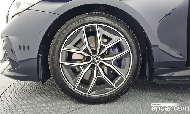 BMW i5 2025 0.2 автомат (гидро), миниатюра 5
