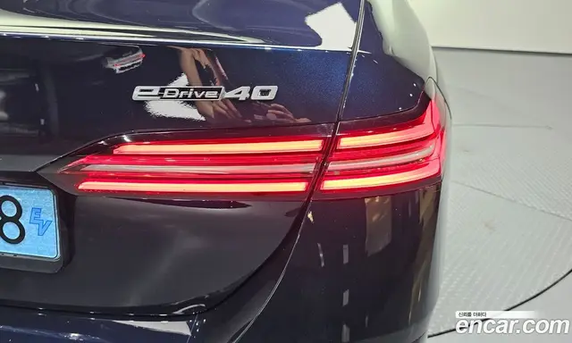 BMW i5 2025 0.2 автомат (гидро), миниатюра 9