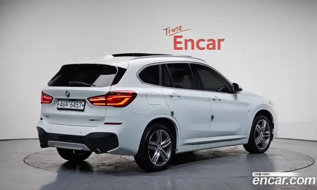 BMW X1 2019 2.0 автомат (гидро), миниатюра 2