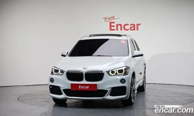 BMW X1 2019 2.0 автомат (гидро), миниатюра 3