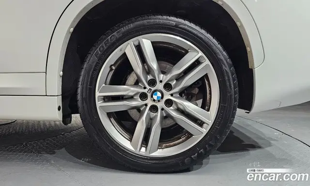 BMW X1 2019 2.0 автомат (гидро), миниатюра 5