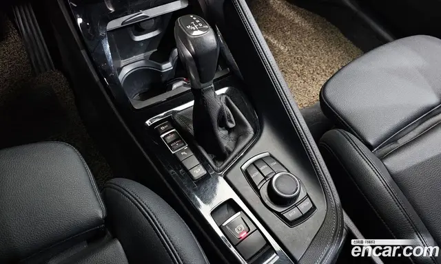 BMW X1 2019 2.0 автомат (гидро), миниатюра 9