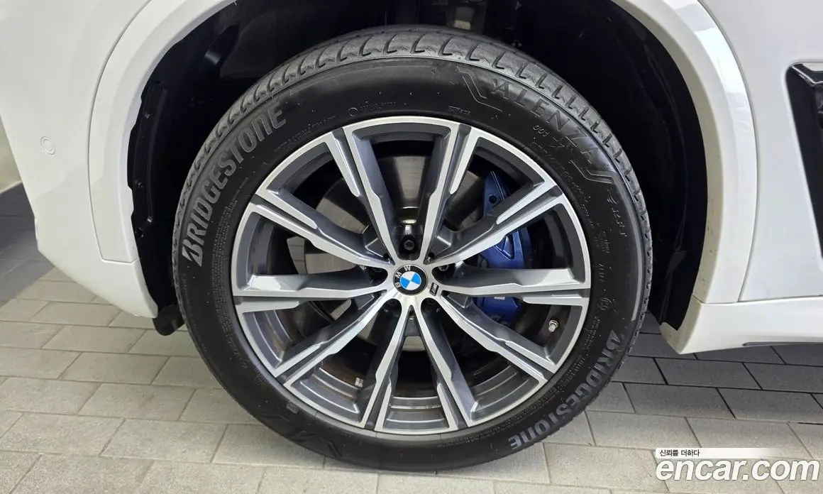 BMW X5 2024 3.0 автомат (гидро), фото 5