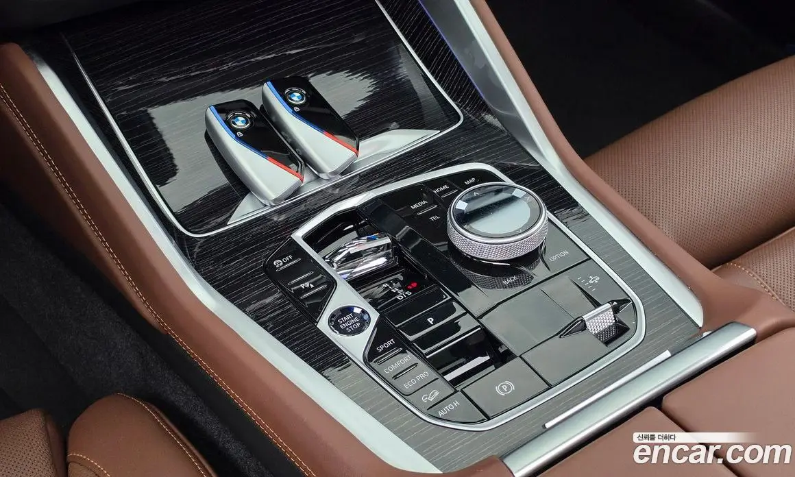 BMW X6 2024 3.0 автомат (гидро), фото 12
