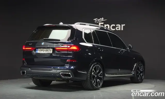 BMW X7 2022 3.0 автомат (гидро), миниатюра 2