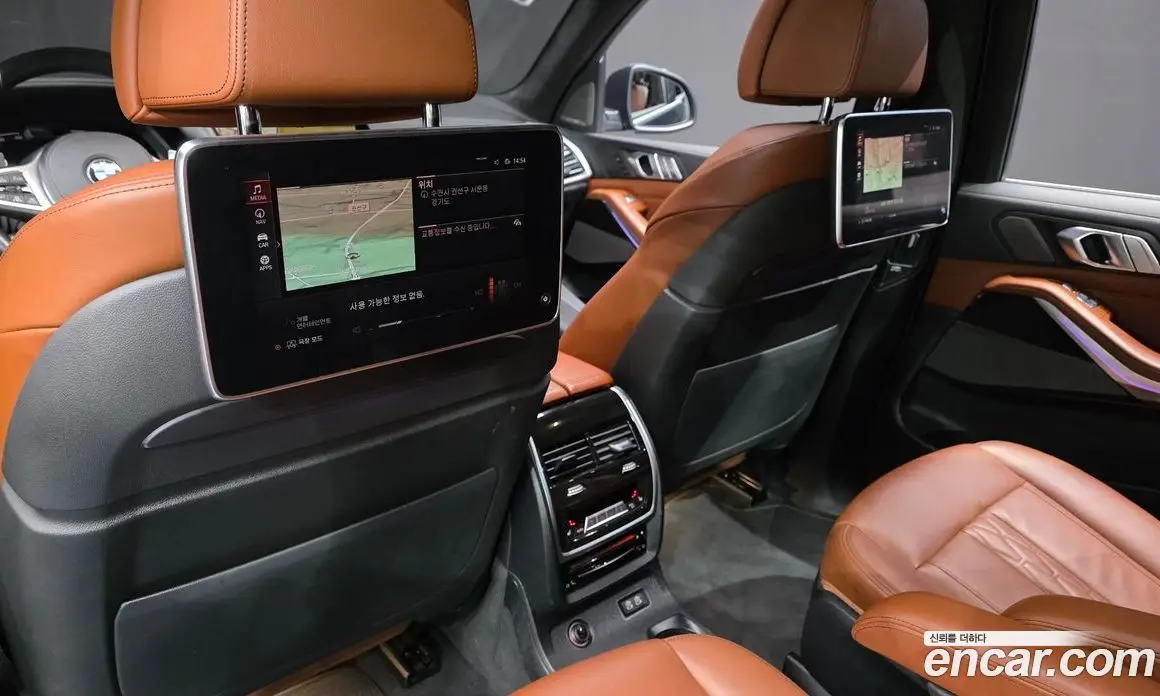 BMW X7 2022 3.0 автомат (гидро), фото 18