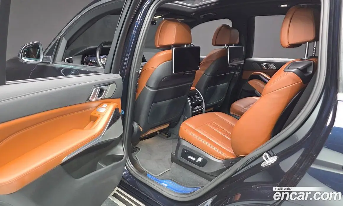 BMW X7 2022 3.0 автомат (гидро), фото 19