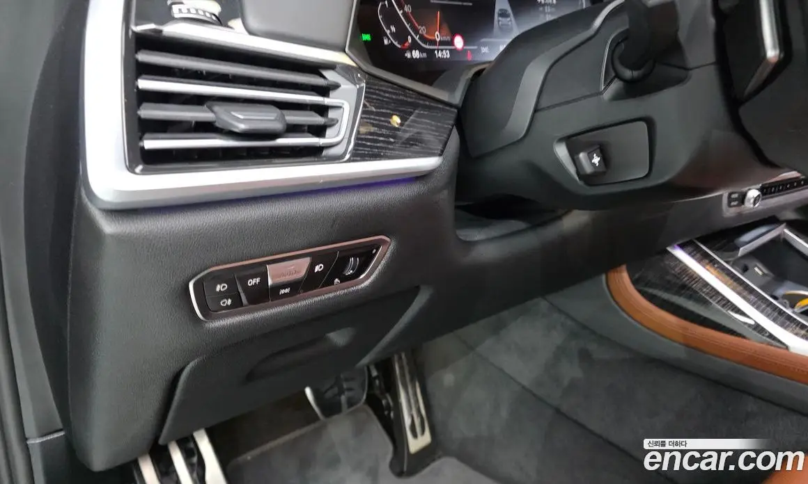 BMW X7 2022 3.0 автомат (гидро), фото 27