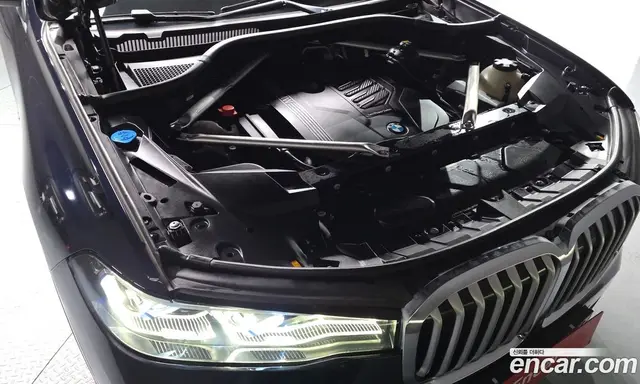 BMW X7 2022 3.0 автомат (гидро), миниатюра 6