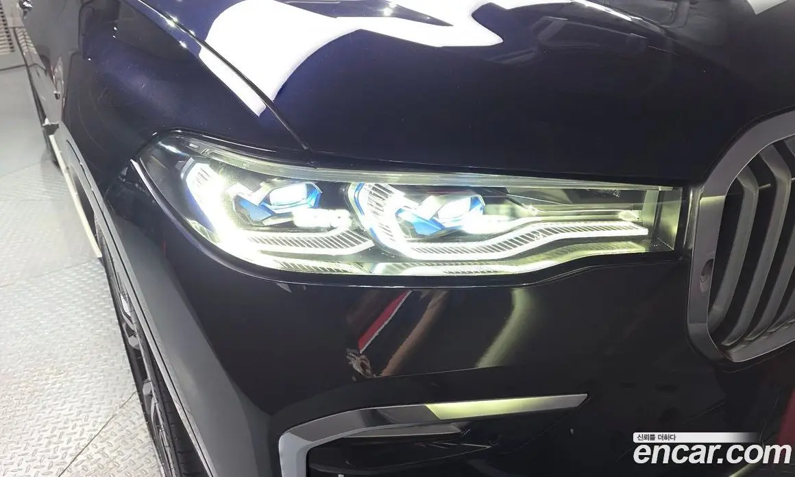 BMW X7 2022 3.0 автомат (гидро), фото 8
