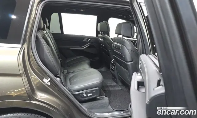 BMW X7 2023 3.0 автомат (гидро), миниатюра 12