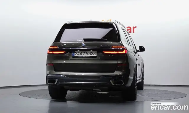 BMW X7 2023 3.0 автомат (гидро), миниатюра 4