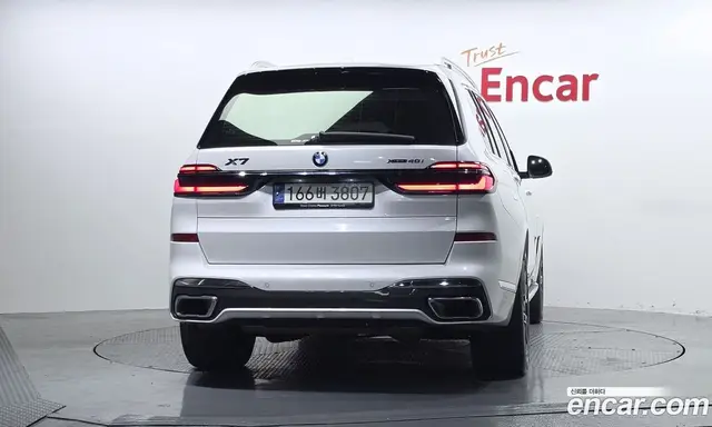 BMW X7 2023 3.0 автомат (гидро), миниатюра 4