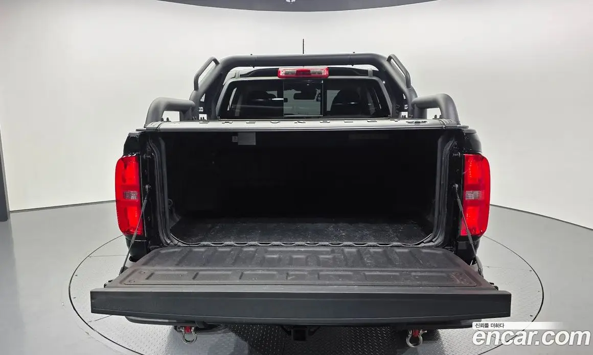 Chevrolet Colorado 2022 3.6 автомат (гидро), фото 26