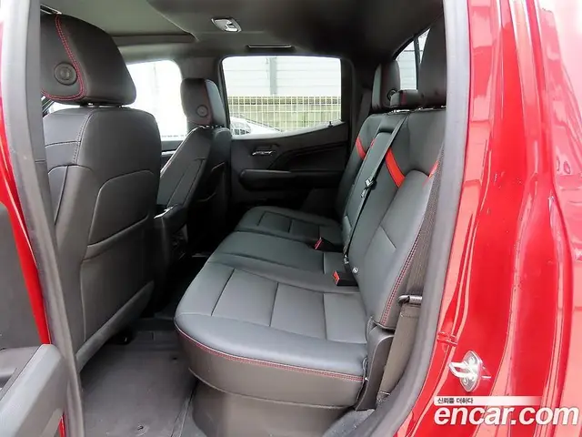 Chevrolet Colorado 2023 2.7 автомат (гидро), миниатюра 6
