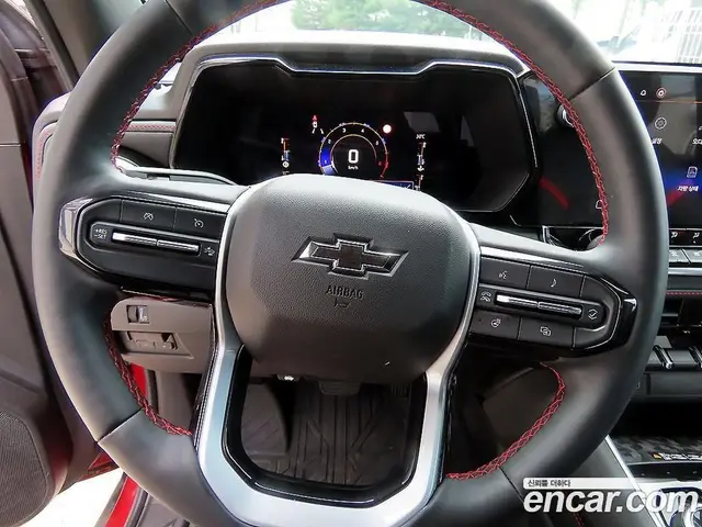 Chevrolet Colorado 2023 2.7 автомат (гидро), миниатюра 8