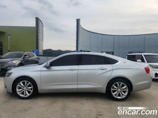 Chevrolet Impala 2017 2.5 автомат (гидро), миниатюра 3
