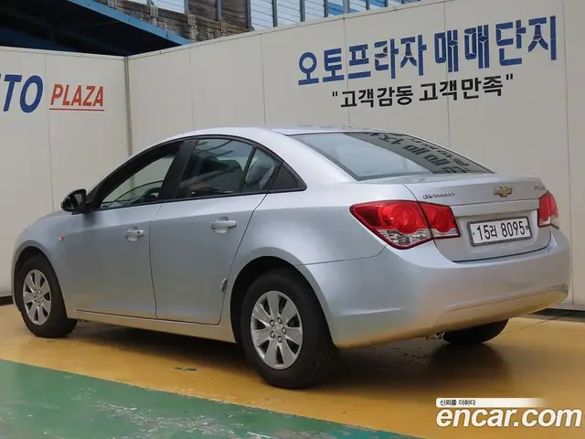 Chevrolet Lacetti 2010 1.6 механика, миниатюра 4
