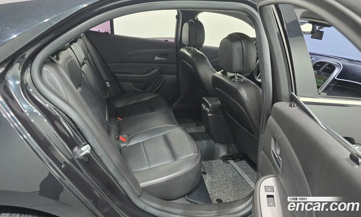 Chevrolet Malibu 2015 2.0 автомат (гидро), фото 11