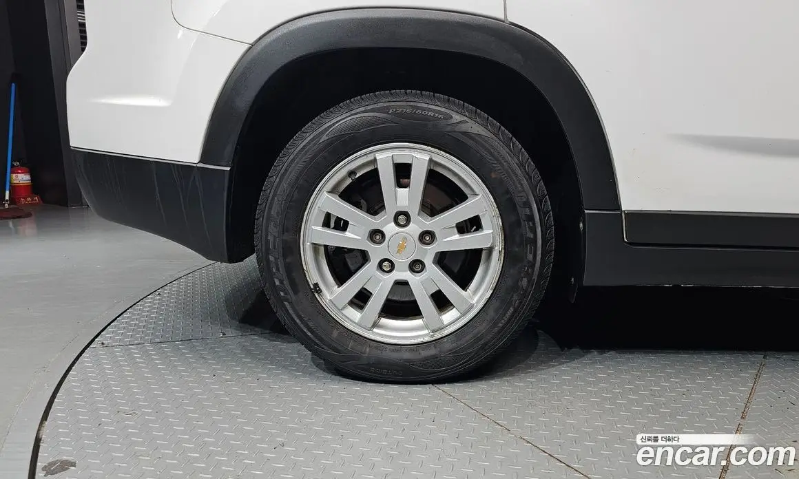 Chevrolet Orlando 2011 2.0 автомат (гидро), фото 5