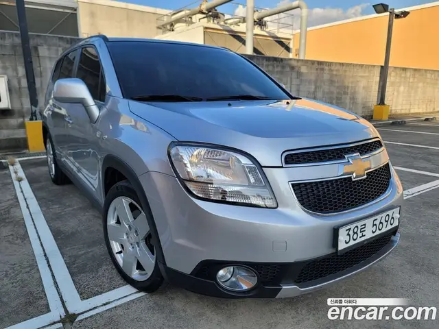 Chevrolet Orlando 2011 2.0 автомат (гидро), миниатюра 1